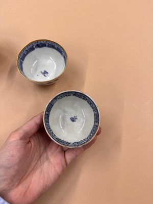 Lot 438 - A GROUP OF CHINESE BLUE AND WHITE CUPS