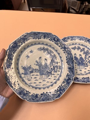 Lot 435 - TWO CHINESE EXPORT BLUE AND WHITE DISHES