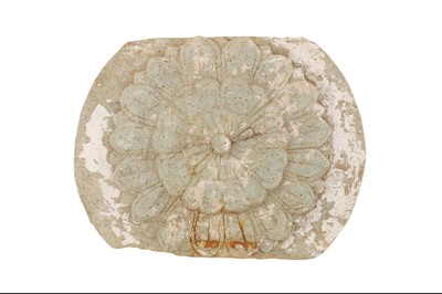 Lot 30 - A 1ST-3RD CENTURY GANDHARAN CARVED GREY SCHIST LOTUS FLOWER