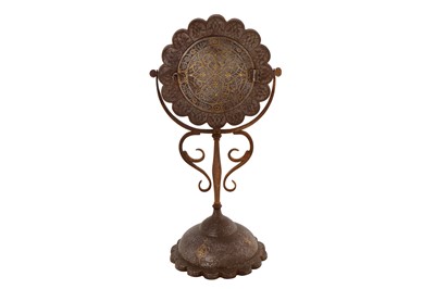 Lot 96 - A 19TH CENTURY PERSIAN QAJAR GOLD-DAMASCENED AND ETCHED STEEL MIRROR