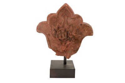 Lot 38 - A MUGHAL INDIAN CARVED RED STONE FINIAL