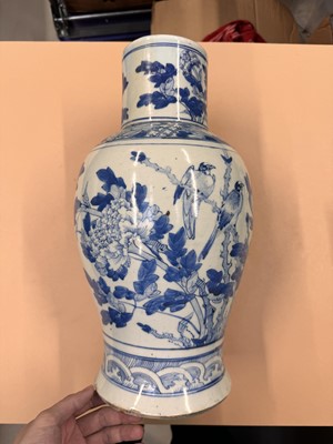 Lot 460 - A CHINESE BLUE AND WHITE BALUSTER VASE AND COVER