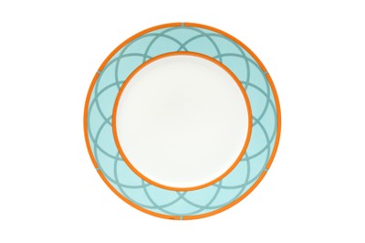 Lot 418 - Hermes 'Siesta Island' Charger Presentation Plates