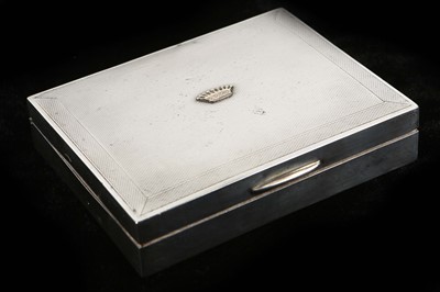 Lot 218 - A fine antique Sterling Silver wooden lined...