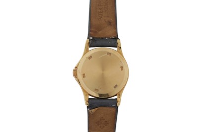 Lot 346 - PATEK PHILIPPE CALATRAVA - LADIES