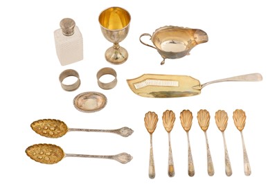 Lot 159 - A mixed group of sterling silver