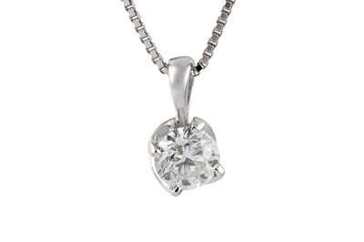 Lot 233 - A DIAMOND PENDANT NECKLACE