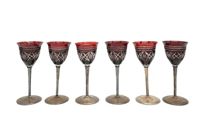 Lot 318 - A SET OF SIX CONTINENTAL RUBY FLASH CRYSTAL WINE GLASSES