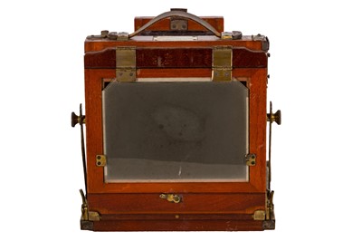 Lot 17 - A Fallowfield Victoria Half Plate Mahogany & Brass Field Camera by Henry Park