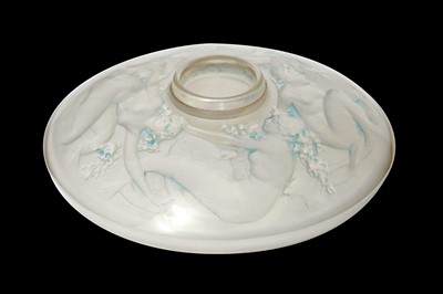 Lot 24 - RENÉ LALIQUE (FRENCH 1860-1945)
