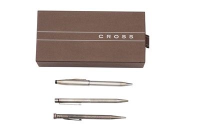 Lot 89 - A GROUP OF SILVER PENS