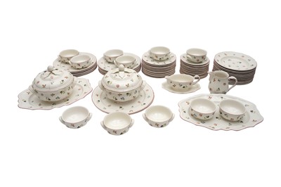 Lot 238 - A VILLEROY & BOCH PETITE FLEUR DINNER SET FROM THE COUNTRY COLLECTION