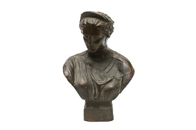Lot 335 - AN EARLY 20TH CENTURY BRONZE BUST OF DIANA, CIRCA 1910