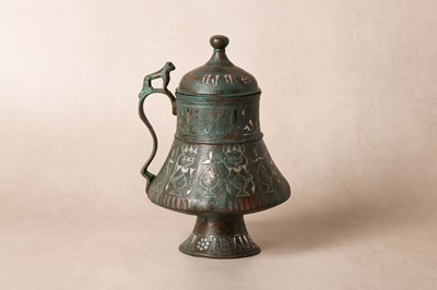 Lot 31 - A FINE PERSIAN SELJUK BRONZE JUG