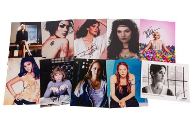 Lot 141 - Photograph Collection.- American Actresses