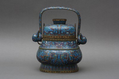 Lot 557 - A CHINESE CLOISONNÉ ENAMEL 'PHOENIX' VASE AND COVER, HU