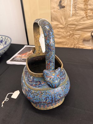Lot 557 - A CHINESE CLOISONNÉ ENAMEL 'PHOENIX' VASE AND COVER, HU