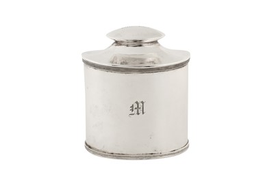 Lot 293 - A George V sterling silver tea caddy and caddy spoon set, Birmingham 1926 by George Unite
