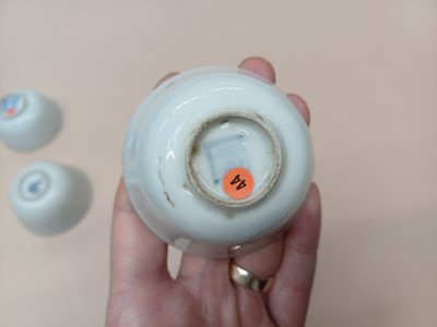 Lot 422 - A GROUP OF CHINESE CUPS AND SAUCERS