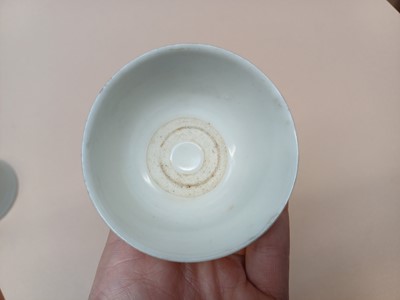 Lot 422 - A GROUP OF CHINESE CUPS AND SAUCERS