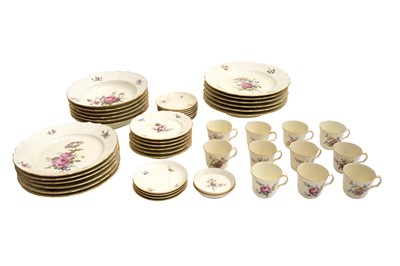 Lot 253 - A ROYAL COPENHAGEN 'FRIJSENBORG' PATTERN PART SERVICE
