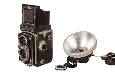 Lot 69 - A Rolleiflex 3.5A TLR Camera with Accessories