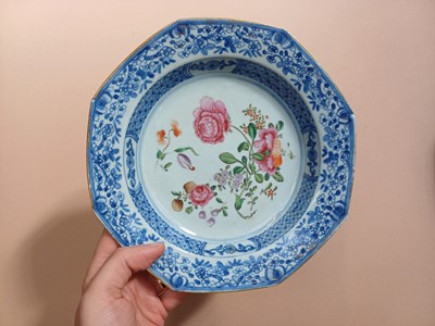 Lot 455 - A GROUP OF CHINESE EXPORT FAMILLE-ROSE WARES