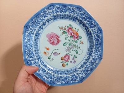 Lot 455 - A GROUP OF CHINESE EXPORT FAMILLE-ROSE WARES