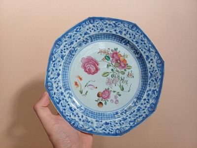 Lot 455 - A GROUP OF CHINESE EXPORT FAMILLE-ROSE WARES