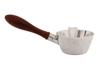 Lot 222 - An Elizabeth II handmade sterling silver saucepan, London 1982 by Freda Frances Kalina (1929-1991)