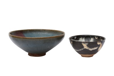 Lot 659 - A CHINESE JUN-STYLE BOWL AND A TANG-STYLE TEA BOWL