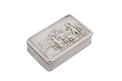 Lot 178 - A William IV sterling silver snuff box, London 1835 by Charles Rawlings and William Summers