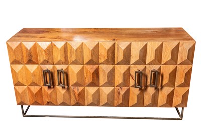 Lot 391 - A CONTEMPORARY MANGO WOOD FOUR DOOR SIDEBOARD