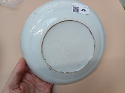 Lot 454 - A GROUP OF CHINESE AND JAPANESE PORCELAIN