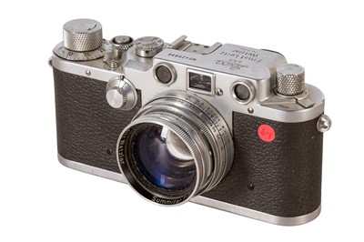 Lot 255 - A Leica IIIc Rangefinder Camera