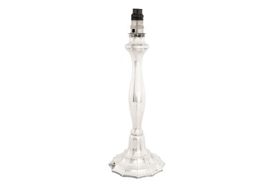 Lot 76 - An early 20th century German Art Deco 830 standard silver table lamp, Schwäbisch Gmünd circa 1930 by Gottlieb Kurz