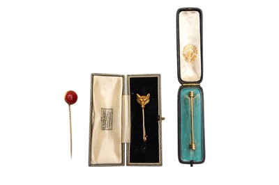 Lot 31 - THREE PINS