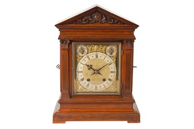Lot 385 - A LARGE EARLY 20TH CENTURY WALNUT CASED EIGHT DAY MANTLE CLOCK