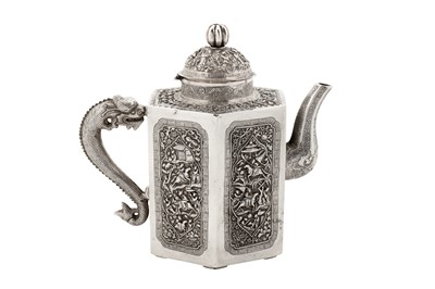 Lot 183 - A late 19th / early 20th century Chinese export silver teapot, Jiujiang circa 1900 by Tu Mao Xing