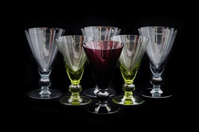 Lot 271 - A GROUP OF WINE GLASSES