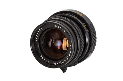 Lot 275 - A Leitz 50mm f/2 Summicron-M Lens
