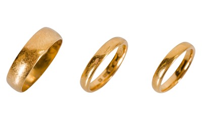 Lot 6 - THREE BANDS