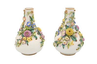Lot 192 - A PAIR OF MEISSEN-STYLE PORCELAIN VASES