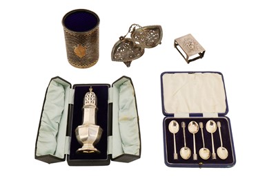 Lot 146 - An American sterling silver jar