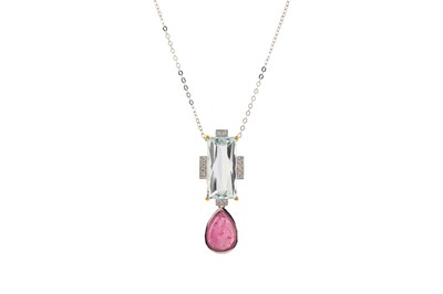 Lot 101 - AN AQUAMARINE, TOURMALINE AND DIAMOND PENDANT NECKLACE