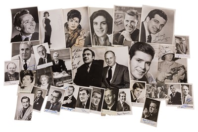 Lot 133 - Photograph Collection.- Actors & Entertainers