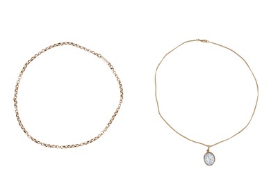 Lot 30 - TWO NECKLACES