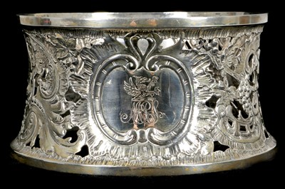 Lot 330 - A rare antique Irish Sterling Silver dish ring...