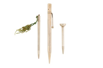 Lot 67 - An American novelty sterling silver propelling pencil