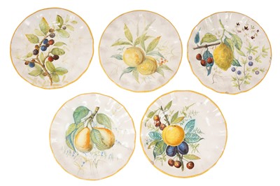 Lot 213 - A SET OF FIVE CANTAGALLI PLATES